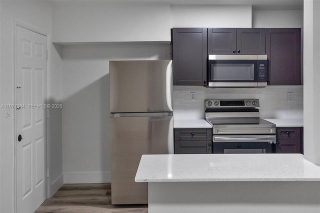 4037 SW 65th Ave 11, South Miami, FL 33155