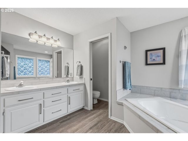 11185 Sw CHICKADEE Ter, Beaverton, OR 97007