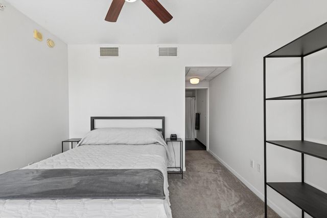 8161 33rd Avenue S W 509, Bloomington, MN 55425