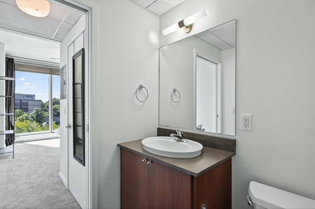 8161 33rd Avenue S W 509, Bloomington, MN 55425