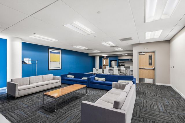 8161 33rd Avenue S W 509, Bloomington, MN 55425