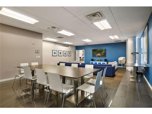 8161 33rd Avenue S W 509, Bloomington, MN 55425