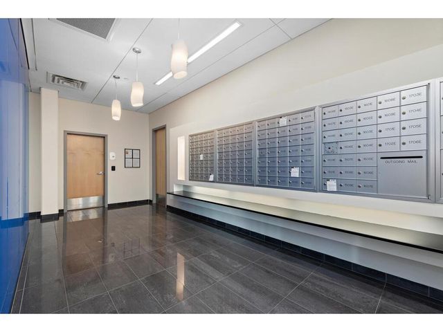 8161 33rd Avenue S W 509, Bloomington, MN 55425