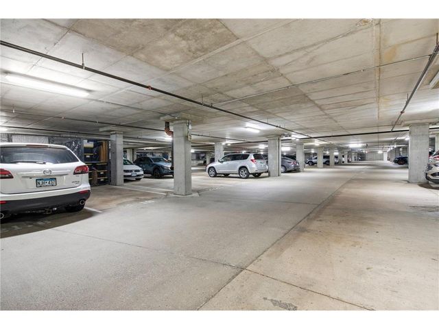 8161 33rd Avenue S W 509, Bloomington, MN 55425