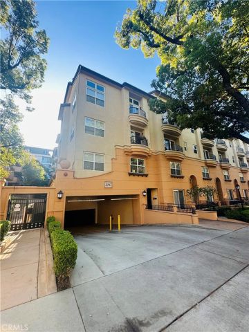 286 N Madison 404, Pasadena, CA 91101