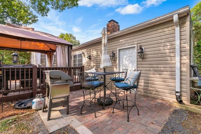 2608 David Caldwell Drive, Greensboro, NC 27408