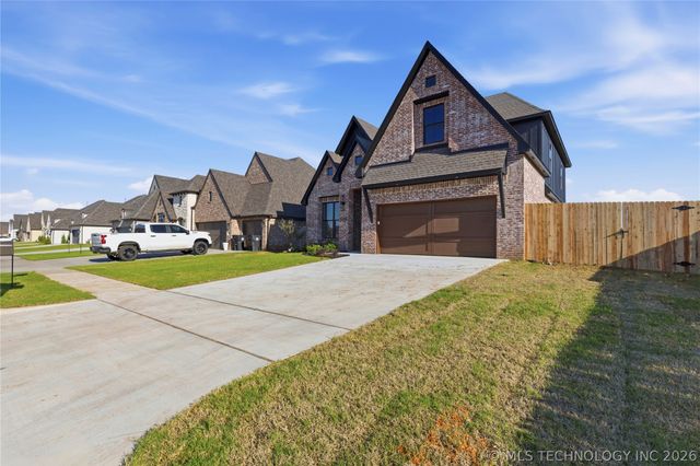 610 E 149th Street S, Glenpool, OK 74033