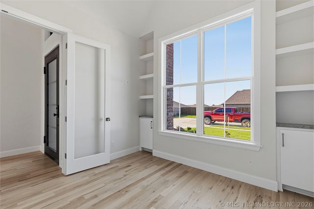 610 E 149th Street S, Glenpool, OK 74033