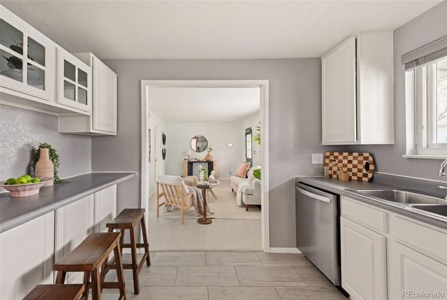 2169 W Warren Avenue, Englewood, CO 80110