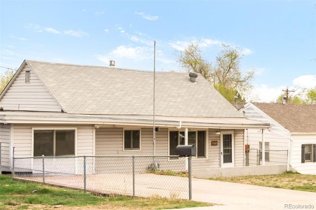 2169 W Warren Avenue, Englewood, CO 80110