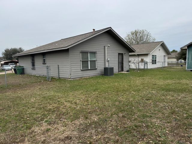 9730 Linares Drive, Houston, TX 77078