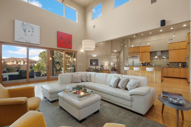 7816 Florence Avenue NE, Albuquerque, NM 87122