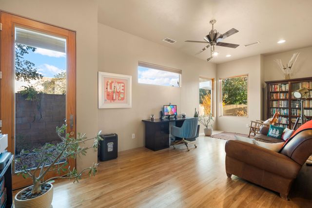 7816 Florence Avenue NE, Albuquerque, NM 87122