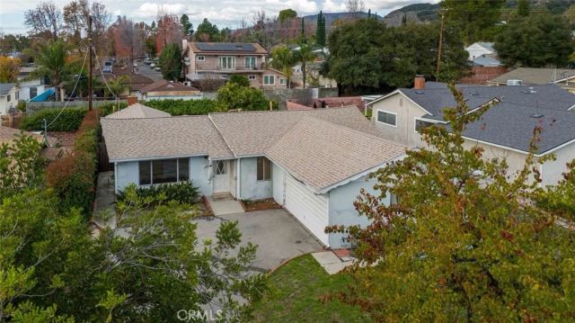 9825 Tujunga Canyon Place, Tujunga, CA 91042