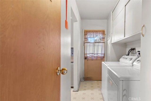 9825 Tujunga Canyon Place, Tujunga, CA 91042