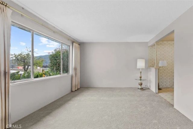 9825 Tujunga Canyon Place, Tujunga, CA 91042