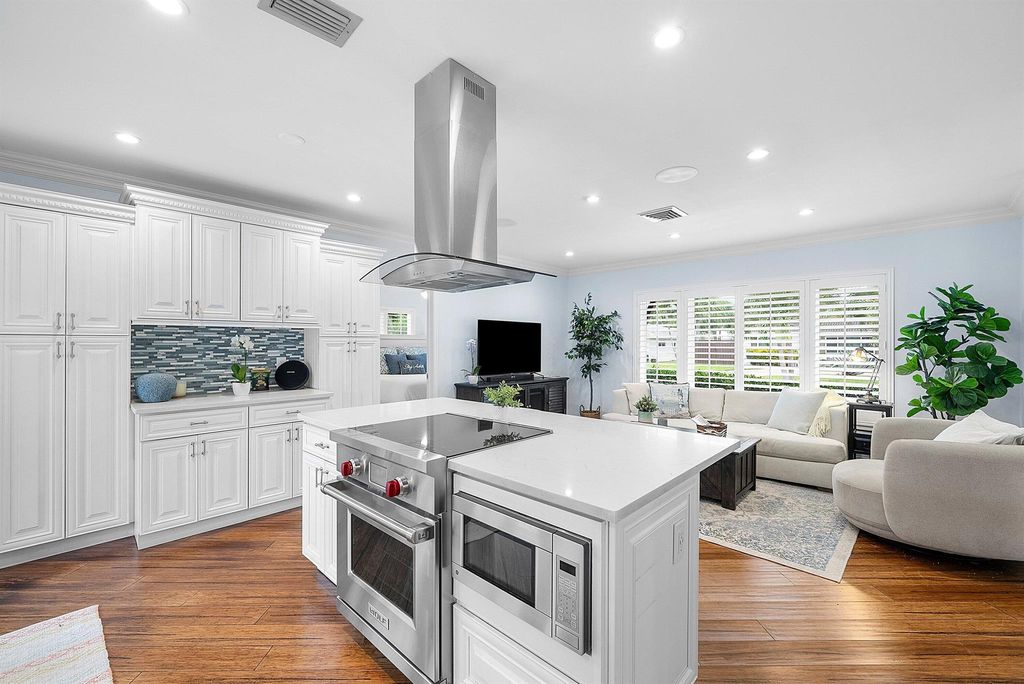 1365 SW 13th Place, Boca Raton, FL 33486
