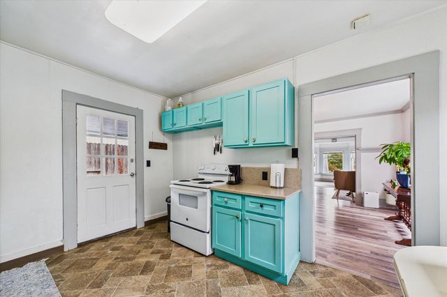 919 D Street, Eureka, CA 95501