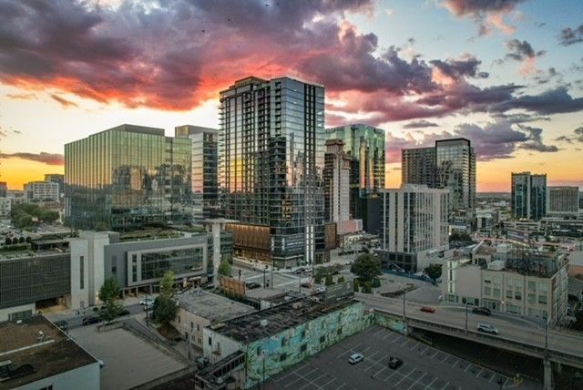 1212 Demonbreun St Apt 1504, Nashville, TN 37203