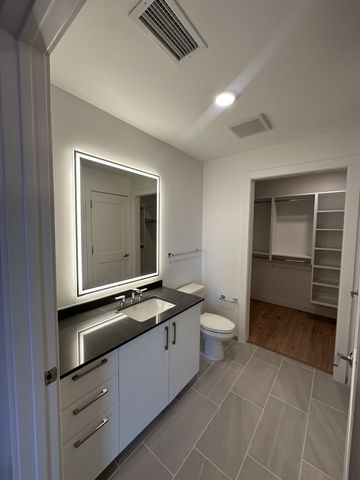 1212 Demonbreun St Apt 1504, Nashville, TN 37203