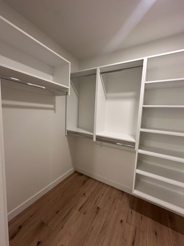 1212 Demonbreun St Apt 1504, Nashville, TN 37203