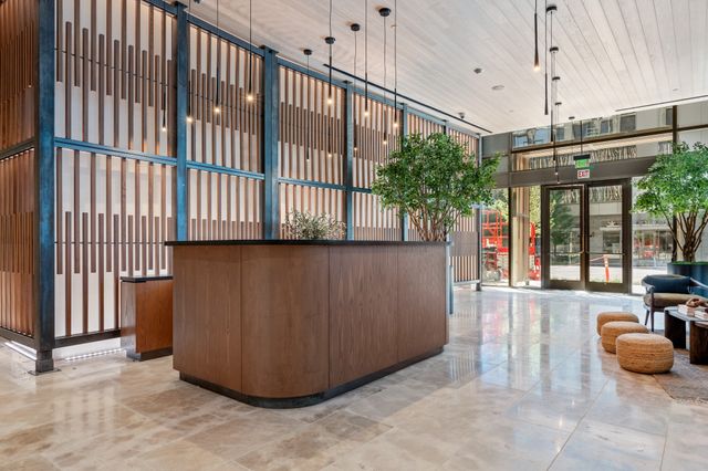 1212 Demonbreun St Apt 1504, Nashville, TN 37203