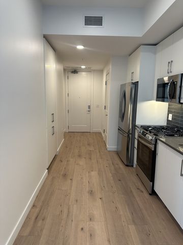 1212 Demonbreun St Apt 1504, Nashville, TN 37203