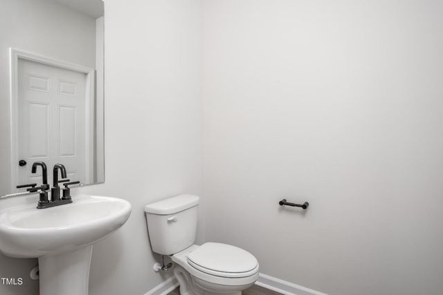 26 Seville Way, Clayton, NC 27520