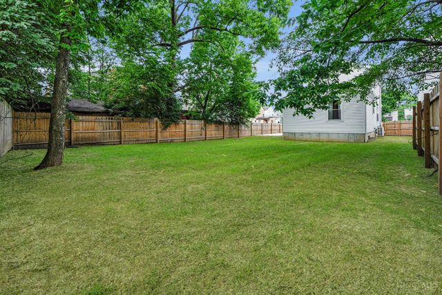 1789 Agnes, Cincinnati, OH 45223