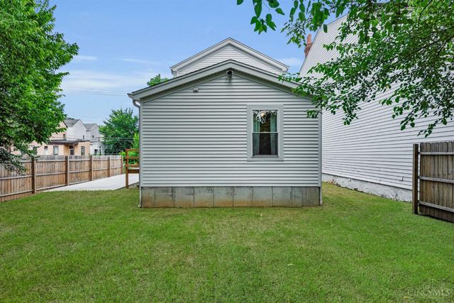 1789 Agnes, Cincinnati, OH 45223