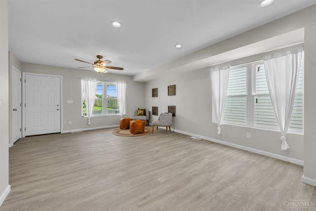 1789 Agnes, Cincinnati, OH 45223
