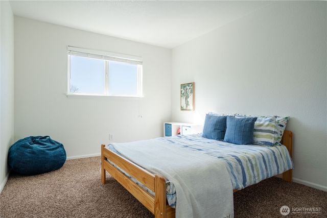 230 Peace Arch Court, Blaine, WA 98230