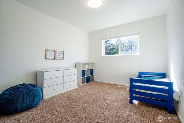 230 Peace Arch Court, Blaine, WA 98230