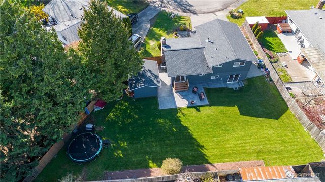 230 Peace Arch Court, Blaine, WA 98230