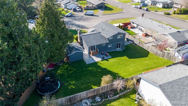 230 Peace Arch Court, Blaine, WA 98230
