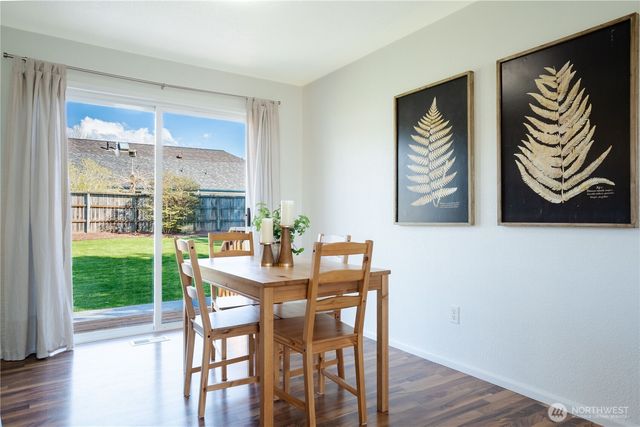 230 Peace Arch Court, Blaine, WA 98230