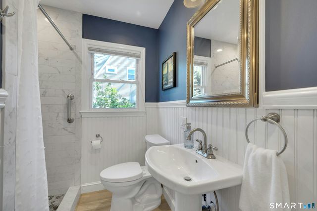69 Willowbrook Avenue, Stamford, CT 06902