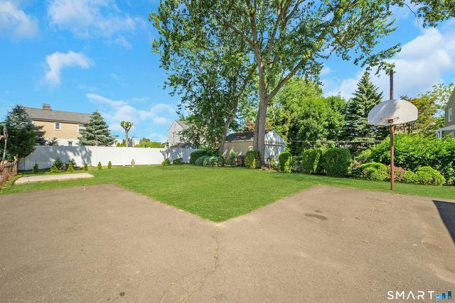 69 Willowbrook Avenue, Stamford, CT 06902