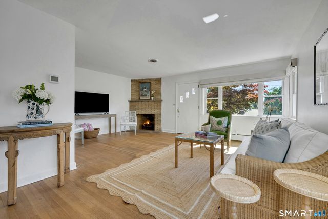 69 Willowbrook Avenue, Stamford, CT 06902