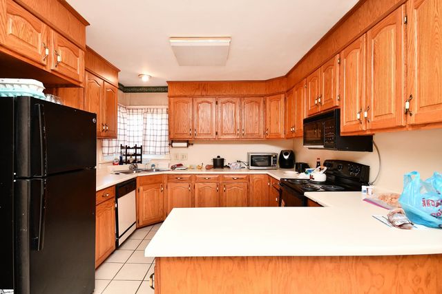 6 Beatrice Street, Greenville, SC 29611