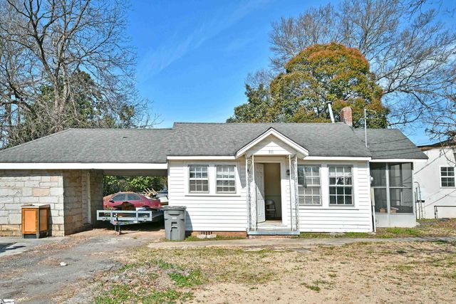 6 Beatrice Street, Greenville, SC 29611