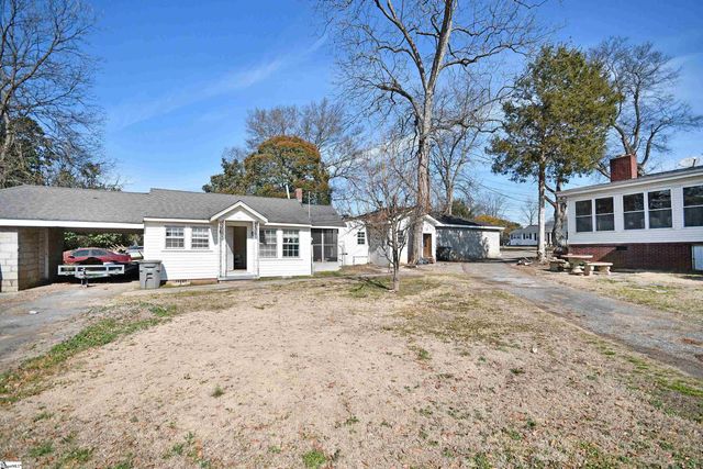 6 Beatrice Street, Greenville, SC 29611