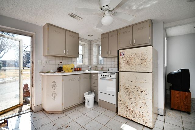 6 Beatrice Street, Greenville, SC 29611