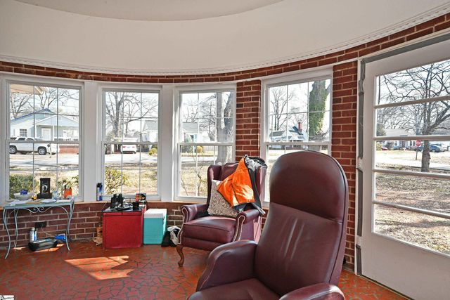 6 Beatrice Street, Greenville, SC 29611