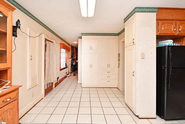 6 Beatrice Street, Greenville, SC 29611