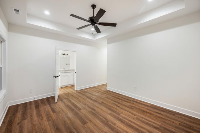 10480 Leesville RD, Lynch Station, VA 24571