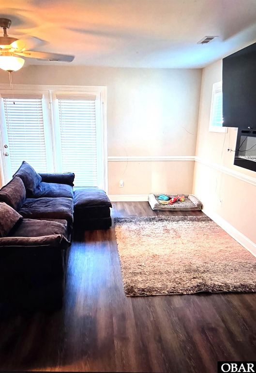 Image 8 of property listing at 1308 Wanetas Court Lot 1209, Winterville, NC 28590