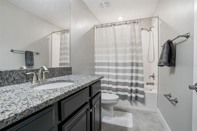 28580 TRANQUIL LAKE CIRCLE, Wesley Chapel, FL 33543