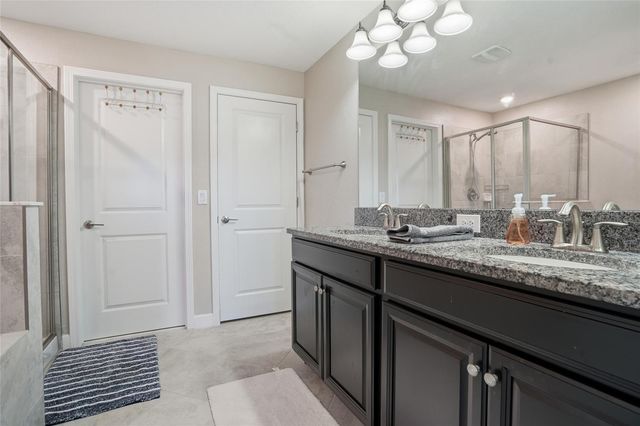 28580 TRANQUIL LAKE CIRCLE, Wesley Chapel, FL 33543