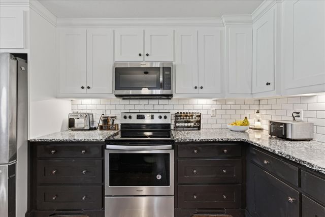 203 Shane Lee Cir, Dover, TN 37058